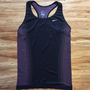 Nike tank
